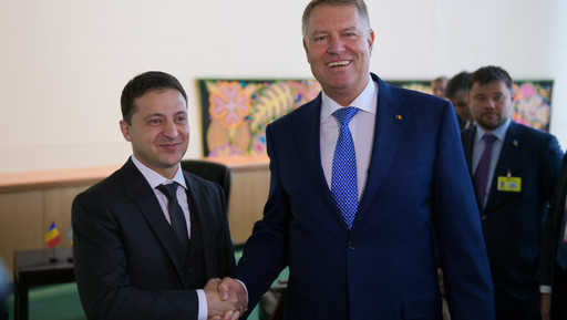 Президенты Иоаннис и Зеленский обсудили по телефону ситуацию с безопасностью на границе с Украиной