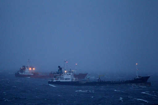 Primorye'de yengeç balıkçı gemisi battı