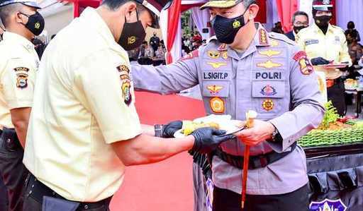 Начальник национальной полиции: благородная профессия охранника помогает полиции охранять Камтибмас