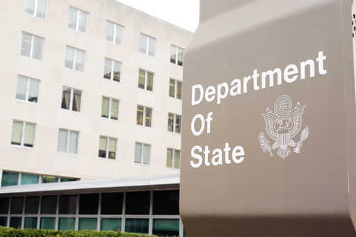Brifing State Departmenta je bil prekinjen z ukazom zapustiti stavbo