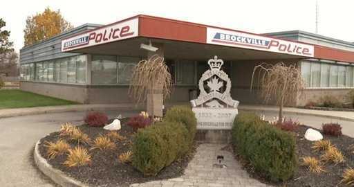 Kanada - Polisen i Brockville ber om allmänhetens hjälp med att leta efter bankrånare