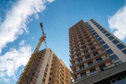 Русия - Сенаторите ще наблюдават програмата за подновяване на жилищно-комуналните услуги