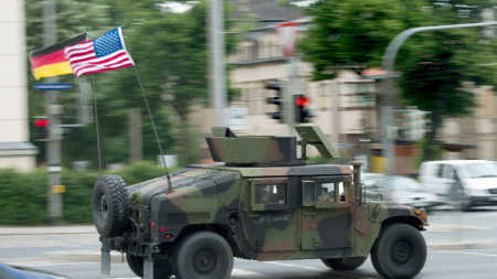 USA skickar fler trupper till Europa