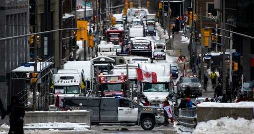 Канада - Протест на камиони: Полицията в Отава призовава за повече персонал, за да си „възвърне контрола“ над града