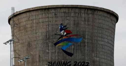 Kış Olimpiyatları: İlham verici veya distopik, Pekin'in Big Air mekanı sosyal medya tartışmasını ateşledi