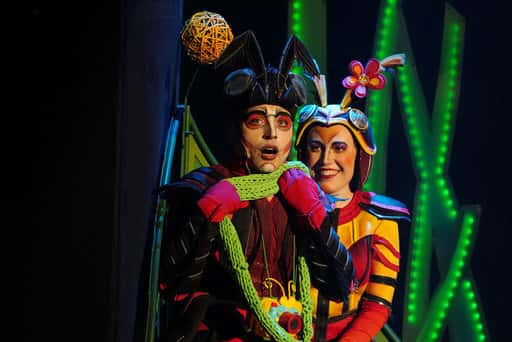 Русија – На „Златној маски” приказан је мјузикл по мотивима „Путовања мрава” Виталија Бјанкија.