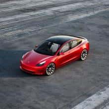 Tesla оголосила про рекордний прибуток