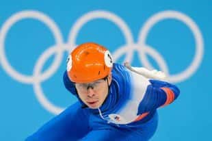 Russian Semen Elistratov won bronze in short track
