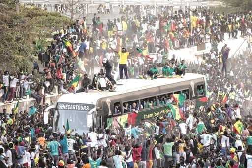 Ekstatyczne tłumy witają zwycięski Senegal po powrocie