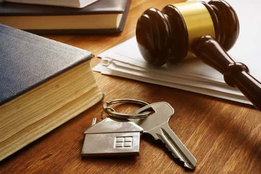 Russia - Il tribunale si è difeso per l'acquirente che ha comprato casa da un truffatore