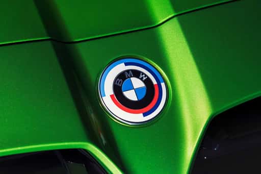 Le BMW Jubilee con il leggendario logo e attrezzature avanzate appariranno in Russia