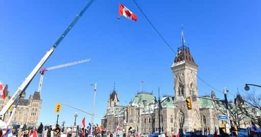 Canada - Truckerskonvooi: inwoners van Ottawa betuigen hun steun aan stadsbewoners tijdens aanhoudende protesten