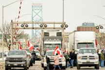Нарастващият протест на камиони поражда опасения за икономиката на Канада