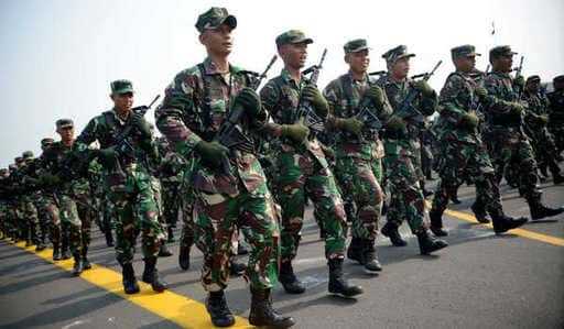 Förlängning av pensionsåldern för indonesiska väpnade styrkor soldater potentiellt förlust för värvade personer och underofficerare