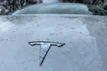 Tesla отзывает четвертый автомобиль за две недели