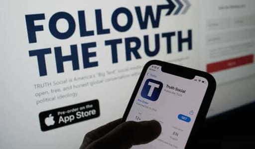 Truth Social, приложение Дональда Трампа для социальных сетей можно будет загрузить в мартеСоздавая глобальную...