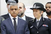 Šéf londýnskej polície odstúpil po škandáloch