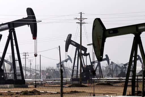 Запасы нафты АЭСР упалі да мінімуму з 2015 года