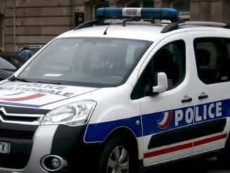 Frankreich, um das COVID-19-Protokoll in Schulen zu lockern, das Maskenmandat im Freien fallen zu lassen