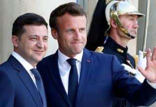 Zelenskij a Macron diskutujú o bezpečnosti a zintenzívnení rozhovorov o Normandii štyri