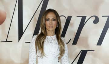 Saudi-Arabien - US-Superstar Jennifer Lopez glänzt im Ensemble von Elie Saab