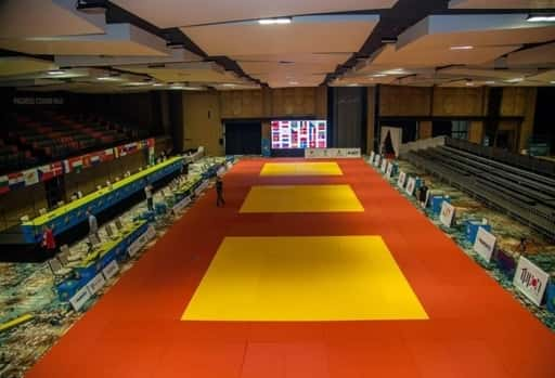 Azerbajdzjanska judokas deltar i kampen vid den öppna europeiska turneringen