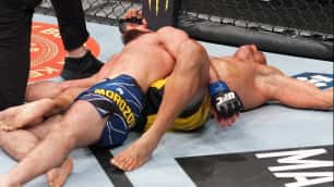 UFC-də üçüncü döyüşdə Morozovun rəqibindən dəhşətli kəsilmənin fotosu var idi.