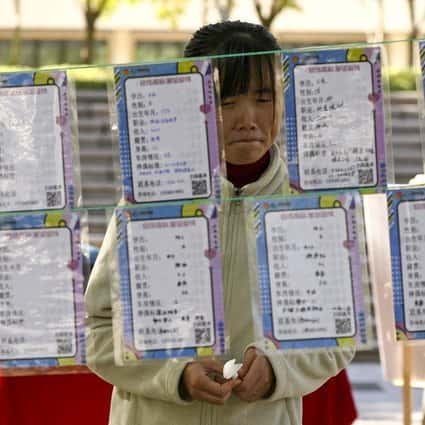 Grimmige video van geketende moeder roept herinneringen op aan China's 'vermiste meisjes'