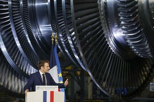 Fransa, Almanya ile anlaşmazlığa düşerek nükleer enerjiye bahse giriyor