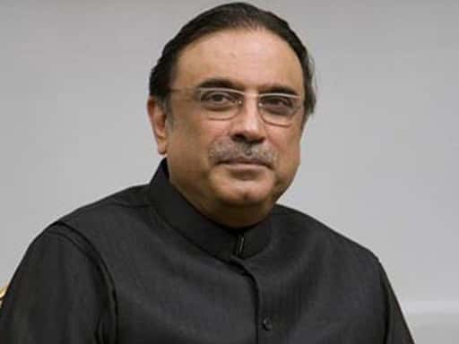 Pakistan - Zerdari, muhalefetin Başbakan'a karşı güvensizlik hareketini destekliyor