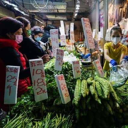 Поставка продуктов питания в Гонконге снова нарушена после того, как еще 6 дальнобойщиков заразились Covid-19