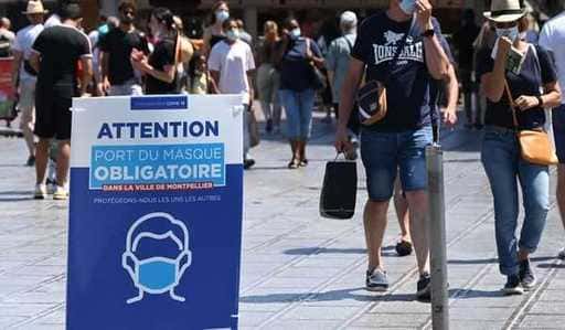 Франция отменяет требования к тестам на Covid для вакцинированных путешественников