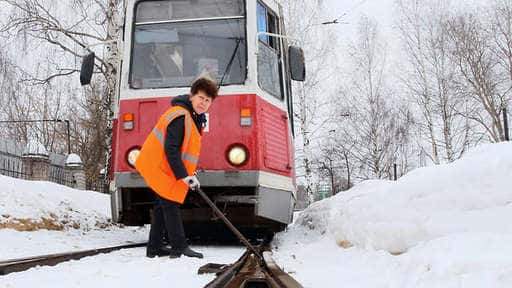 Електротранспорт встає по дорозі