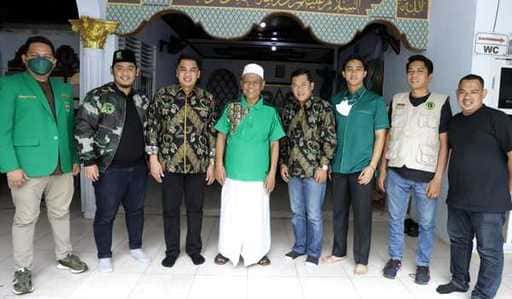 Sowan gaat naar Puang Makka in Makassar, Ketum AMK krijgt advies