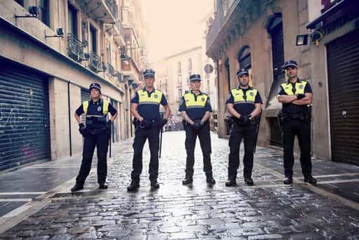 Spanish police to lift minimum height requirements for employees