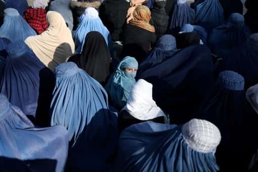 Посланники Персидского залива подчеркивают права женщин на встрече с Талибаном FM