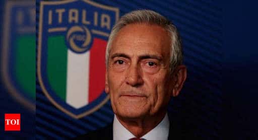İtaliya Futbol Federasiyasının rəhbəri dünya çempionatının pley-off mərhələsindən əvvəl A Seriyasına möhlət verilməsini xahiş edib