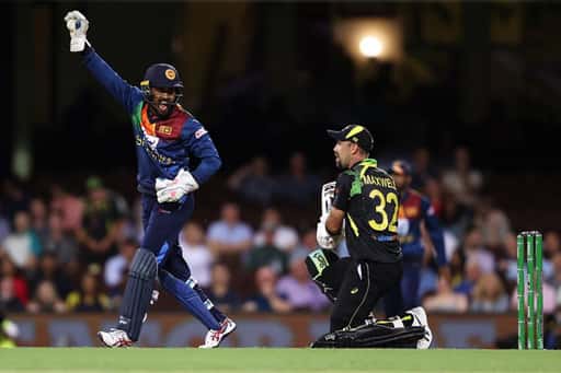 Australië verslaat Sri Lanka na super over drama in 2e T20I