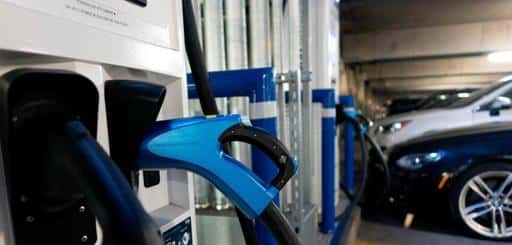 SUA lansează o schemă pentru a construi stații de încărcare pentru mașini electrice