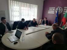Vertegenwoordigers van BHRA, IMRO en gemeenteraadsleden in Sofia bespraken aanvullende maatregelen om covid en energie aan te pakken ...