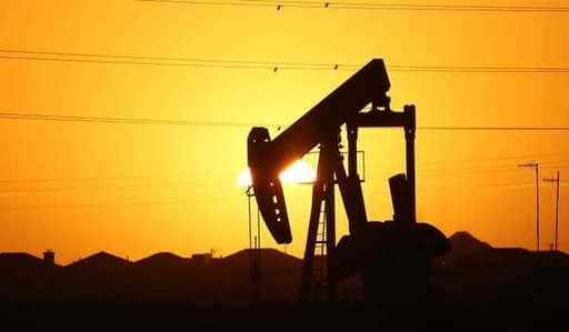 Ціни на нафту досягли 7-річного максимуму, викликаного ескалацією між Росією та Україною.