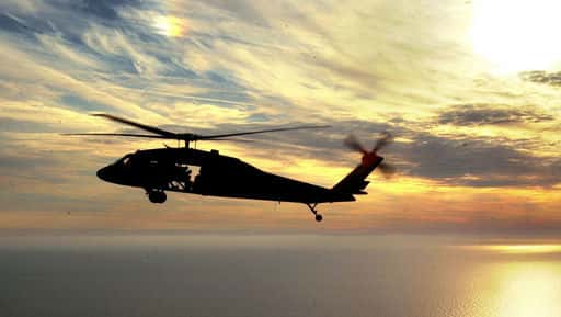 Black hawk evacuó a un estadounidense herido que cruzó la frontera polaco-ucraniana