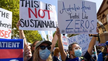 Duizenden verpleegsters protesteren in Australië