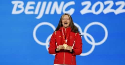 Zimske olimpijske igre: izbira Kitajske Eileen Gu se za zdaj izplača