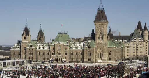 Канада: CCLA предупреждает, что нормализация чрезвычайного законодательства угрожает демократии и гражданским свободам