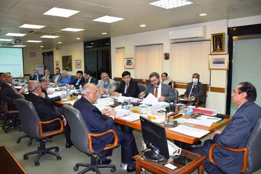 Пакистан - NAB утверждает две рекомендации, шесть запросов