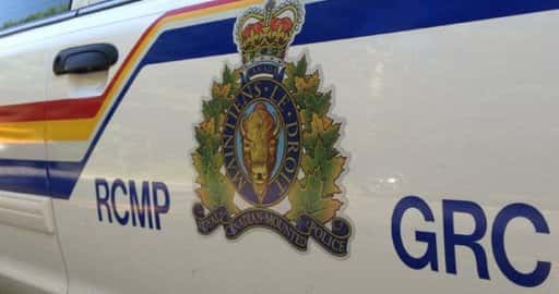 Canada - Man overgevlogen naar ziekenhuis nadat hij door trein is aangereden, zegt politie van Salmon Arm