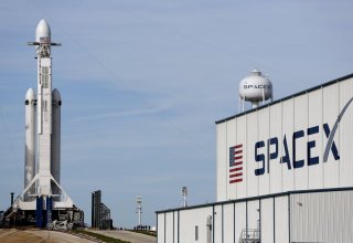 SpaceX першай у свеце выпусціць турыста ў адкрыты космас