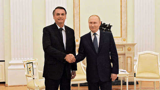 Poetin voert gesprekken met de Braziliaanse president Bolsonaro in het Kremlin