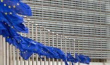 O Tribunal de Justiça Europeu rejeitou recursos contra a vinculação da legalidade ao orçamento europeu